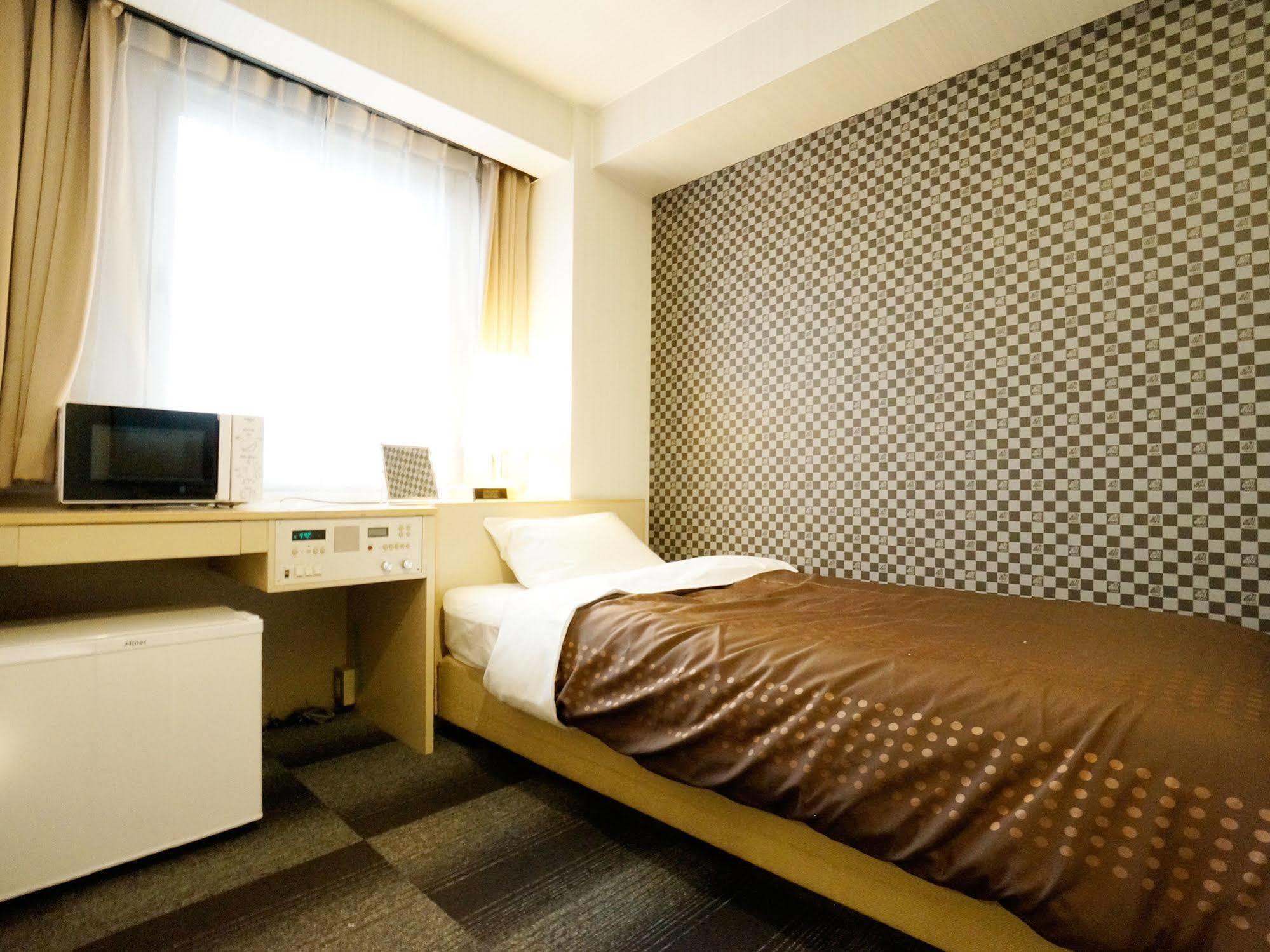 Livemax Kyoto Gojo Hotel Exterior photo